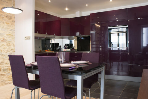 Atypique, appartement canut du 19 siècle, au cœur des pentes de la croix rousse, France Superbe appartement en plein centre de Lyon. Entire rental unit vacation rental 23675916