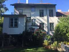 We offer a cozy appartment in a beautiful house with garden in a quiet, and supe Vienna, Austria Charming appartment in a welcoming neighborhood Entire guest suite vacation rental 20432104