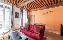 Located in the heart of the Presqu'île, this flat with charm of the ancient has  Paris, France Charming flat in the heart of the Presqu'île of Entire rental unit vacation rental 49873201