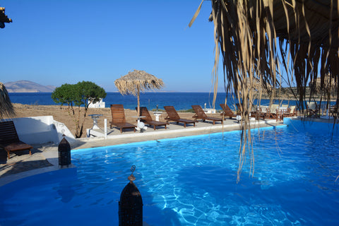 A painting with unforgettable sunrises,white sand and blue sea.....  <br />hidde Schoinousa, Greece Anatoli Studios Schinoussa island 2 Room in hotel vacation rental 3433191