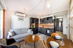 Entirely renovated in 2022, discover this delightful 32m2 studio tastefully deco  Brand new studio near Part-Dieu - quiet balcony Entire rental unit vacation rental 706215403661406912