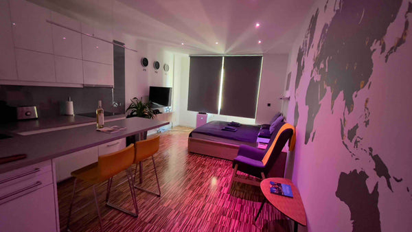 Newly renovated luxury smart apartment. Located right in the city center, 4 minu Prague, Czechia Smart & Luxury OLD TOWN Apartment w. BREAKFAST Entire condo vacation rental 13602348