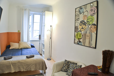 LOCATION:<br />- Around the Naschmarkt and near the State Opera House. The old c Vienna, Austria LONG TERM Center Room +private shower+sink Private room in rental unit vacation rental 429820