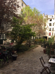Magnific renewed studio in the hart of Paris between Montmartre and the Opéra. T Paris, France ★Charming studio - near Montmartre Entire rental unit vacation rental 20277539