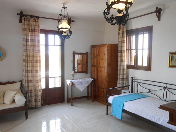 The large estate of «Naxos Garden» with olive and lemon trees, combine relaxing  Greece Naxos Garden A (Alpha) - Χώρα Νάξου-City of Naxos Entire home vacation rental 18504188