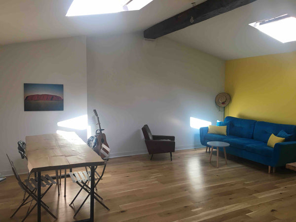 Notre logement est situé dans le quartier des chartrons, proche de la charmante  Bordeaux, France Canapé lit au cœur des chartrons Shared room in rental unit vacation rental 37250303