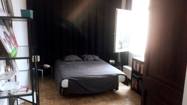 Large bright room on the 5th floor (elevator) <br />The apartment is located 300 Anderlecht, Belgium Nice room, perfect for city trip. Private room in rental unit vacation rental 39238927