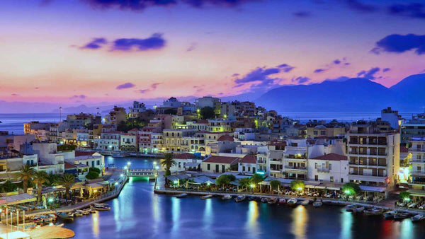 The apartment is in the center of the town, comfortable, in a quiet neighborhood Agios Nikolaos, Greece My Sisters House Entire condo vacation rental 15083926