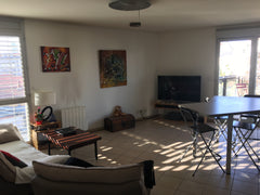 Appartement T3 lumineux, cuisine équipée, TV, WiFi, ainsi qu'un balcon au 3ème é Lyon, France Logement entier de 70 m2 prox de la gare Part Dieu Entire rental unit vacation rental 29355353