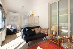 This  appealing 45m² studio with its spacious balcony, is situated in the exclus Vyronas, Greece K - Studio Entire loft vacation rental 34301844