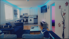My 2 bedrooms apartment is right in the middle of everything interesting in Oakl  Rental unit in Queens · 2 bedrooms · 2 beds · 1 bath Entire rental unit vacation rental 959483358389401109