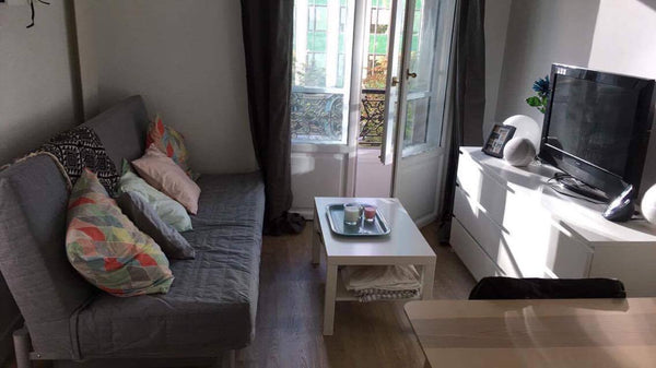 Vous apprécierez mon logement pour le quartier et la luminosité. Mon logement es  Studio 25m² avec cuisine séparée Entire rental unit vacation rental 15128849