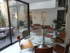 Situé  au Rez de chaussée d'un immeuble 19° entre la place Saint Michel et le Ma Bordeaux, France T3 patio arboré Hyper Centre Entire rental unit vacation rental 4586780