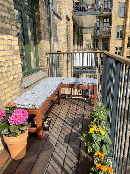 Læn dig tilbage, og slap af i denne rolige og stilfulde bolig.<br /><br /><b>The Copenhagen, Denmark Skøn lejlighed med stor altan og morgensol Entire condo vacation rental 630103876331028174