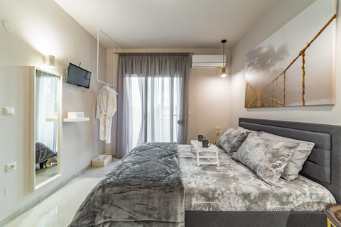 A modern & newly renovated 1 bedroom, fully equipped apartment. A great choice f Chania, Greece Brand new 1BD flat near the city center Entire rental unit vacation rental 53763758