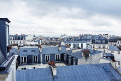 Appartement calme et lumineux au dernier étage avec une belle vue sur les toits  Paris, France Appartement calme et lumineux au cœur de Paris Entire rental unit vacation rental 18300252