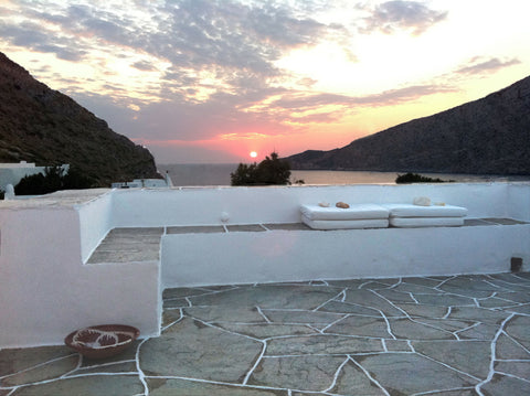 A beautiful house on 2 levels in the heart of the Cyclades. <br /><br />Its larg Athens, Greece Sea and Sunset view family Villa Cycladic home vacation rental 25563667