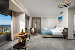 Spacious and brand new suite by the beach. Wake up in the morning to the sound o  Archin Boutique suite by the beach Entire condo vacation rental 608588025091365749