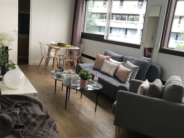 Studio tout confort, spacieux, lumineux, entièrement équipé, pouvant accueillir  Paris, France Grand studio fonctionnel, calme et ensoleillé Entire rental unit vacation rental 20678424