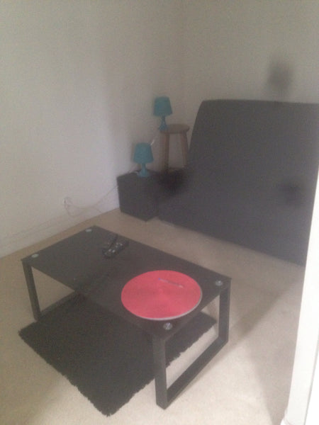 Beau studio neuf et en bon état. Idéal pour les couples en vacances. Le Studio e  Appartement Bon etat 22m² Paris 10è Entire rental unit vacation rental 8807743