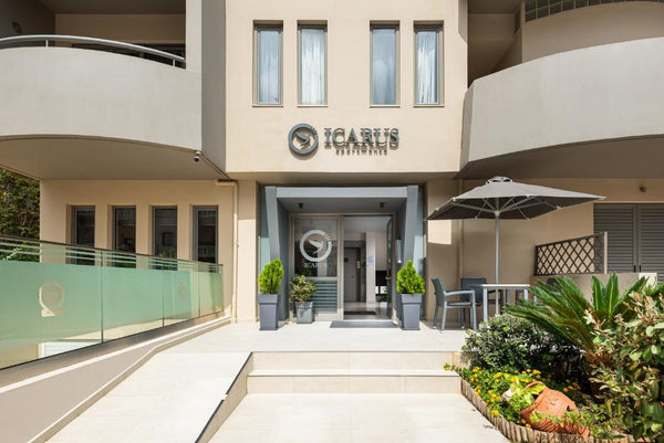 Icarus Hotel Apartments is located in Rethymnon, 1,800 meters from the city cent Rethimnon, Greece Icarus Apartments Private room in bed and breakfast vacation rental 50890124