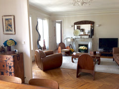 Beautiful authentic flat with great light, high ceilings, wooden floors, balcony Paris, France Bright apartment in ideal location Entire rental unit vacation rental 6631831