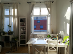 Modern-cozy apartment right in the heart of Vienna in the  trendy 5th district.< Vienna, Austria Cozy apartment in the heart of Vienna Entire rental unit vacation rental 30932072