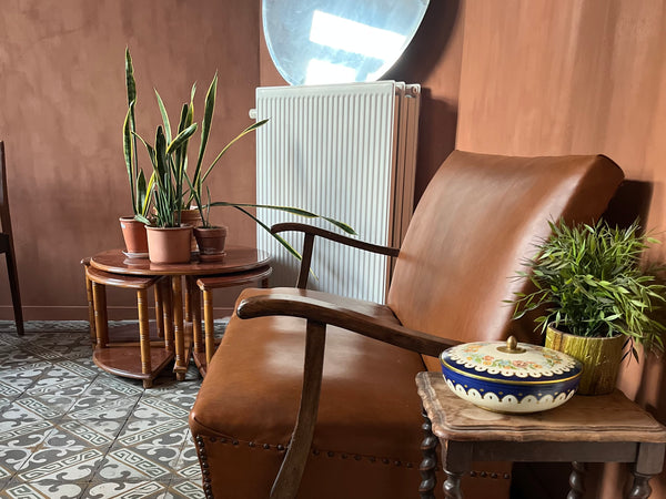 ARTiSTIC ANITA is gelegen in een verborgen steeg vol ateliers, muziekstudio, con Antwerp, Belgium ARTISTIC ANITA  nearby central station(10’’walk) Entire rental unit vacation rental 959200