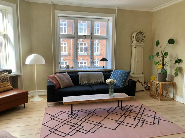 Enjoy your time in Copenhagen in this centrally located flat on the corner of a  Copenhagen, Denmark Bright and spacious apartment in Nørrebro Entire condo vacation rental 598204509320868365
