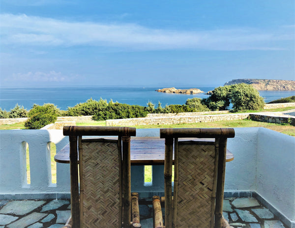 This sea front 70sq.mtr. split level home, is ready to host your dream vacations  Seafront Parian Paradise Escape Cycladic home vacation rental 41754982