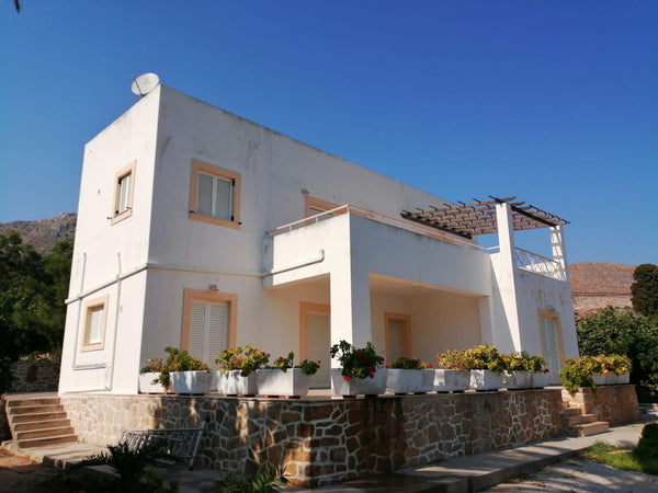 A once-in-a-lifetime elegant free-standing family villa, situated in Alinda Lero Athens, Greece Villa Marianna ALINDA LEROS (max.6 guests) Entire rental unit vacation rental 6246464