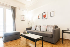 Fully renovated 50m2 apartment,located in the great multicultural neighborhood o Athens, Greece ☆270m to Metro☆High Speed WiFi☆A real Catch☆ Entire rental unit vacation rental 25555076