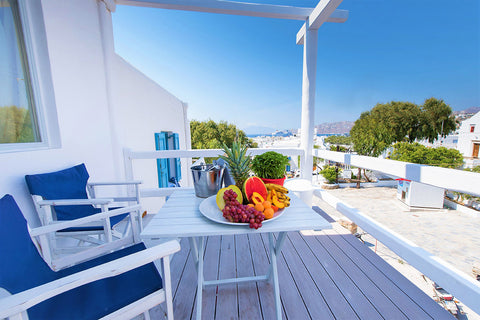 Enjoy a stylish experience at this centrally-located place.<br /><br /><b>Licens Greece Melesios studio boat mykono downtown Entire rental unit vacation rental 557080624224199998