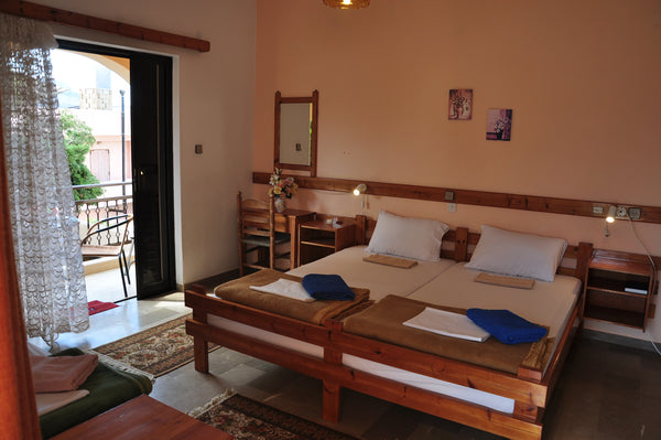 Located amongst lush gardens in Palekastro, East Crete, the family-run House Mar Palekastro, Greece 3 - 4 Person Room in Palekastro East Crete Private room in bed and breakfast vacation rental 32108436
