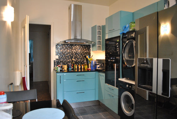 We rent a private room in our big and lovely apartment located in the 15th distr Paris, France Lovely flat (80m²) to share Entire rental unit vacation rental 6264392