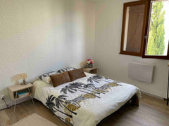 Une chambre privée proche de Bordeaux vous est proposée à la location pour des c Bordeaux, France Chambre privée dans maison familiale Private room in townhouse vacation rental 45950105