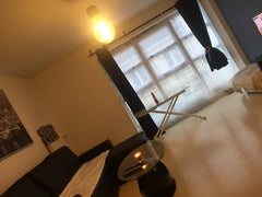 Secteur Belleville Paris 11 .<br />Idéalement situé pour visiter Paris . <br />S Paris, France Quartier animé . Tout à proximité Entire rental unit vacation rental 21185007