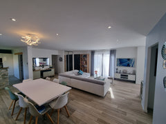 Détendez-vous dans un cadre verdoyant calme et élégant à 15 min de Bordeaux.<br  Bordeaux, France Chambre privée VILLA SERENITY Bordeaux Private room in villa vacation rental 54226501