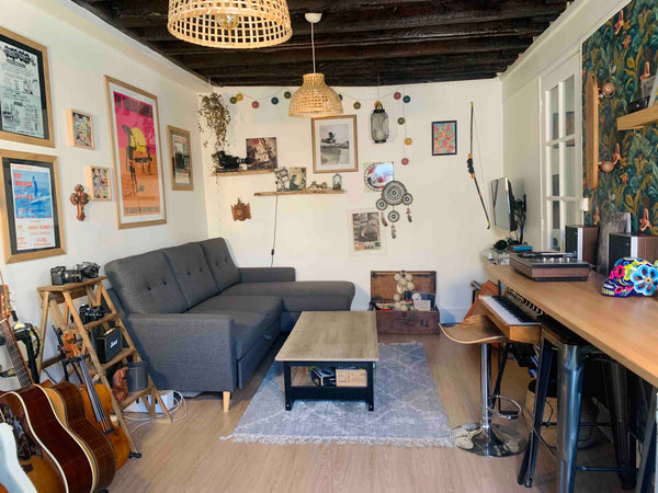 Idéalement situé le logement se trouve au pied de Pont Neuf, près du quartier st Paris, France Studio de charme 28m2 en plein centre de paris Entire condo vacation rental 29625184