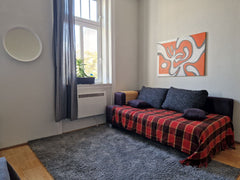 The apartment is located close to Schweglerstrasse U-Bahn station. Within 13 min  Cozy appartment close to the city center Entire condo vacation rental 695590377835515119