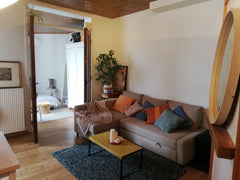 Très beau studio parfait pour maximum 3 personnes et très bien situé en plein ce Brussels, Belgium Beau Studio Centre Entire rental unit vacation rental 21495514