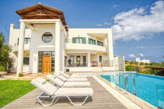 Villa Alma lies in a place of natural beauty and is surrounded by greenery.<br / Heraklion, Greece Alma Villa- Natural Pool /4 min walk to the Beach! Entire villa vacation rental 6368304
