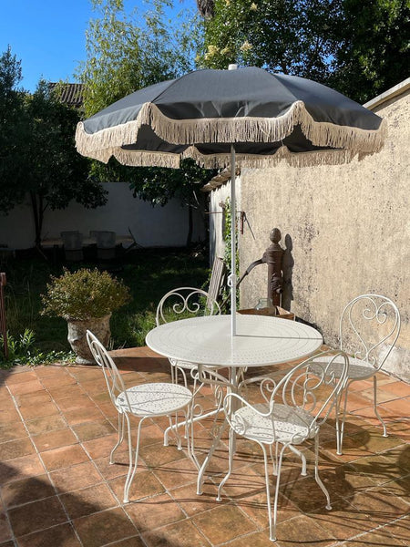 Profitez du charme élégant et contemporain de cette très belle échoppe, située d Bordeaux, France Belle échoppe bordelaise avec grand jardin Entire townhouse vacation rental 667938515534474975