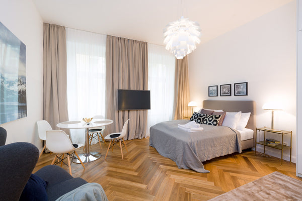 Our modern, newly renovated studio apartment in the heart of Vienna. All major p Vienna, Austria Luxury Studio Apartment 2.20 Entire rental unit vacation rental 28827891