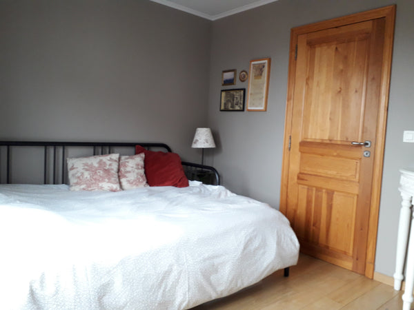 Chambre coup de cœur<br /><br /><b>The space</b><br />Duplex d'artiste peintre,  Brussels, Belgium Lovely room in The Trendy St Gilles Private room in rental unit vacation rental 35942604