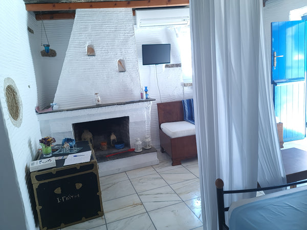 Tinos Pirgos<br />Traditional studio<br /><br /><b>The space</b><br />Καλώς ήρθα Greece TINOS PIRGOS TRADITIONAL STUDIO Entire home vacation rental 7308109
