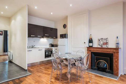 A charming apartment very well equipped, where you feel good up to 4 people.<br  France MEMORABLEPLACE-Appart d'Albert Urban Touch Entire rental unit vacation rental 26045231