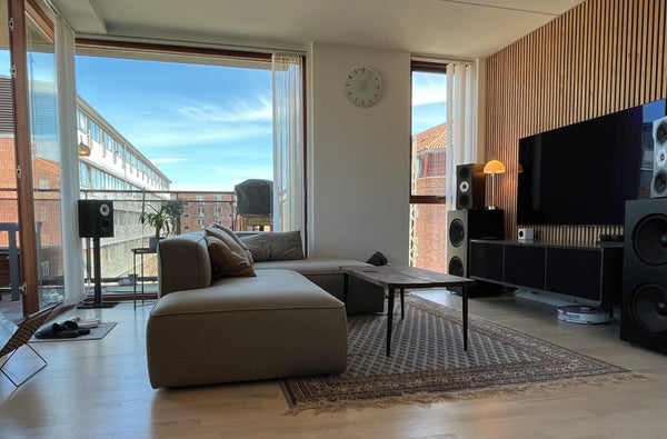 Enjoy a modern apartment in a quiet street close to the beach, centrum, airport   Modern apartment close to the Beach and city Entire condo vacation rental 598421559435497338