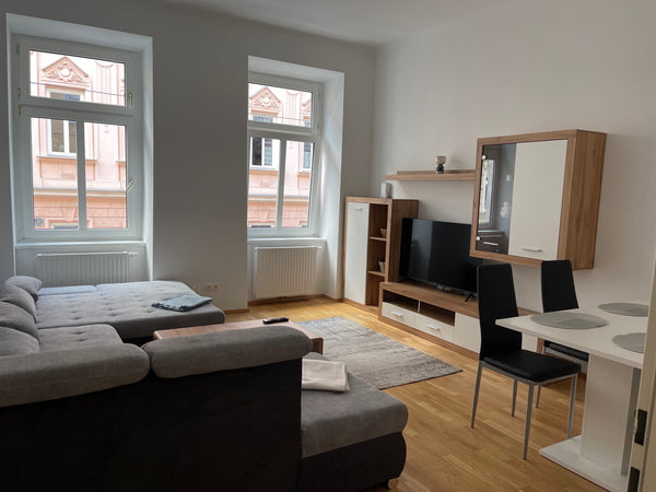 Von dieser zentral gelegenen Unterkunft aus seid ihr in Nullkommanichts an allen Vienna, Austria Schöne Wohnung in Wien, Netflix, Zentral, Toplage Entire rental unit vacation rental 710056314439651158