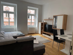 Von dieser zentral gelegenen Unterkunft aus seid ihr in Nullkommanichts an allen Vienna, Austria Schöne Wohnung in Wien, Netflix, Zentral, Toplage Entire rental unit vacation rental 710056314439651158